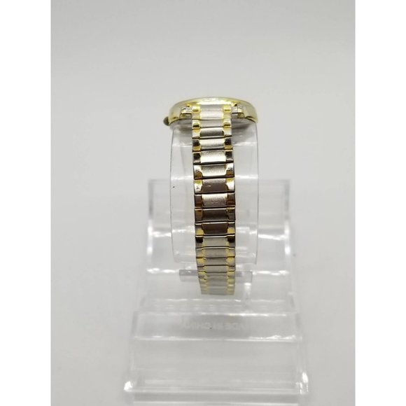 Vintage Seiko Women\'s Watch 26mm 3y02-0a10